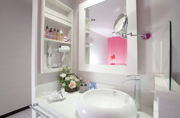 HOTEL ALFA -STANDARD ROOM405