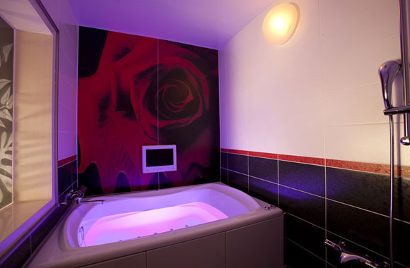 HOTEL ALFA -STANDARD ROOM 401