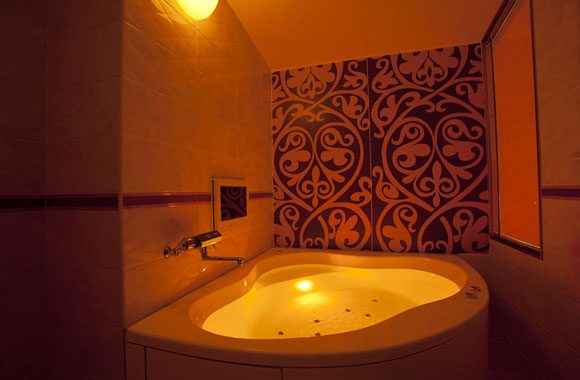 HOTEL ALFA -STANDARD ROOM 205