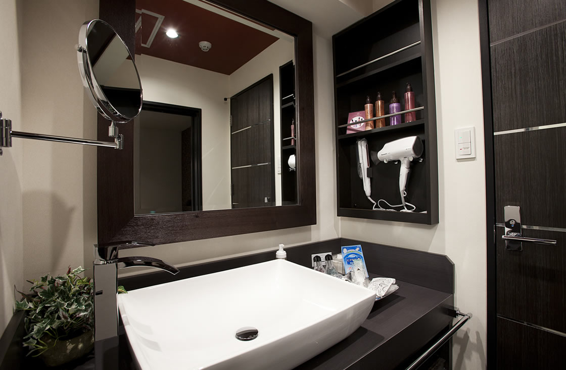 HOTEL ALFA -STANDARD ROOM 103