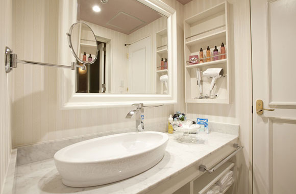 HOTEL ALFA -STANDARD ROOM 101