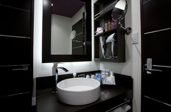 HOTEL ALFA -STANDARD ROOM 407