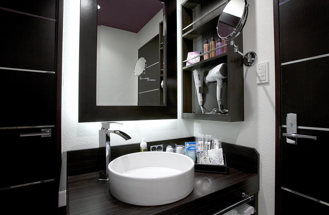 HOTEL ALFA -STANDARD ROOM 407